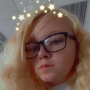 Meet your Posher, Alisia